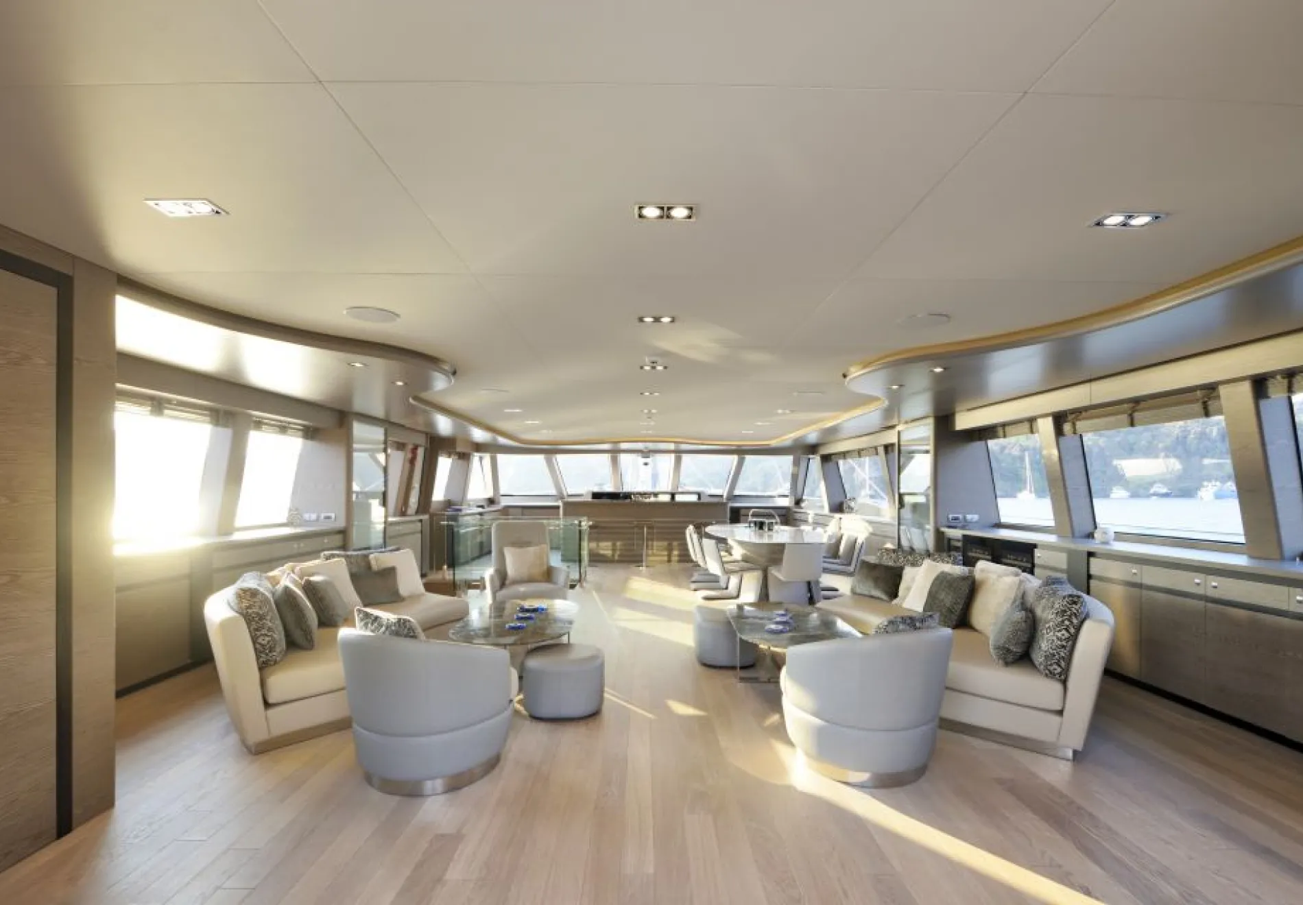 Luxury Yacht Rental