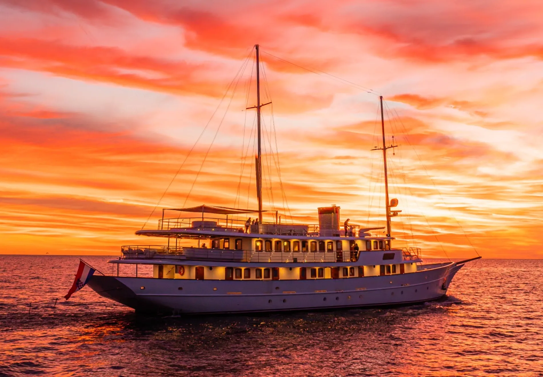 Bellezza-sunset.jpg