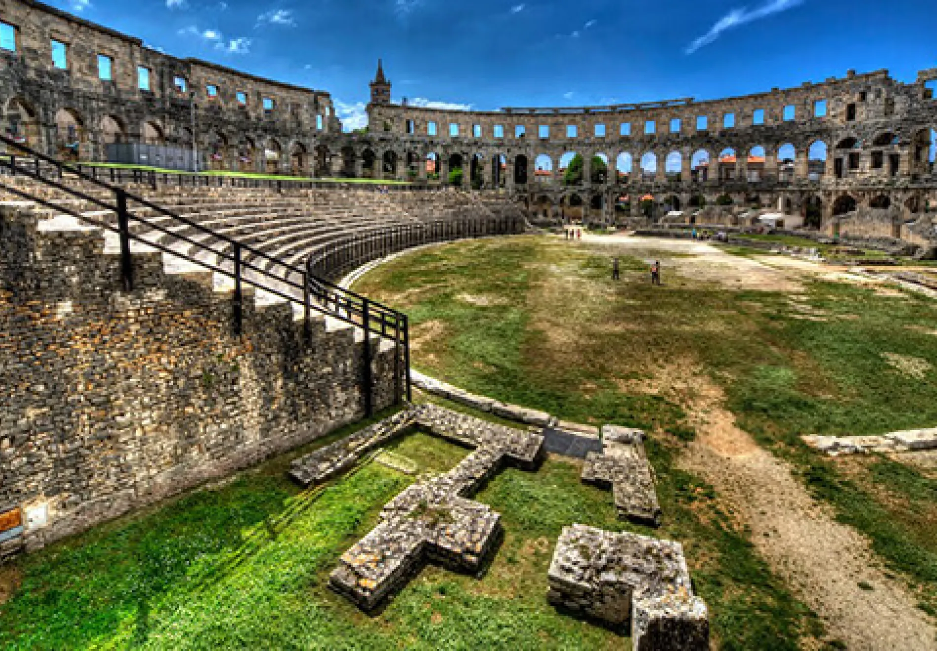 pula-arena-inside