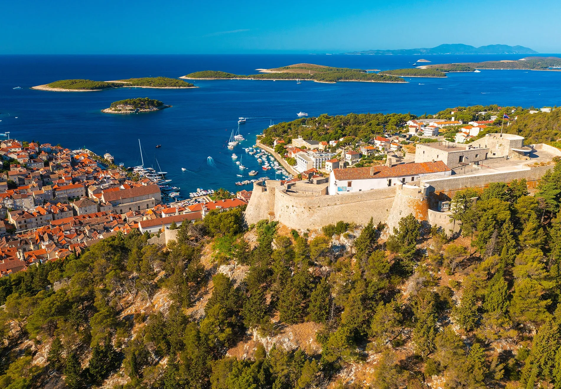 Which are the most must-visit places in Croatia during a yacht charter