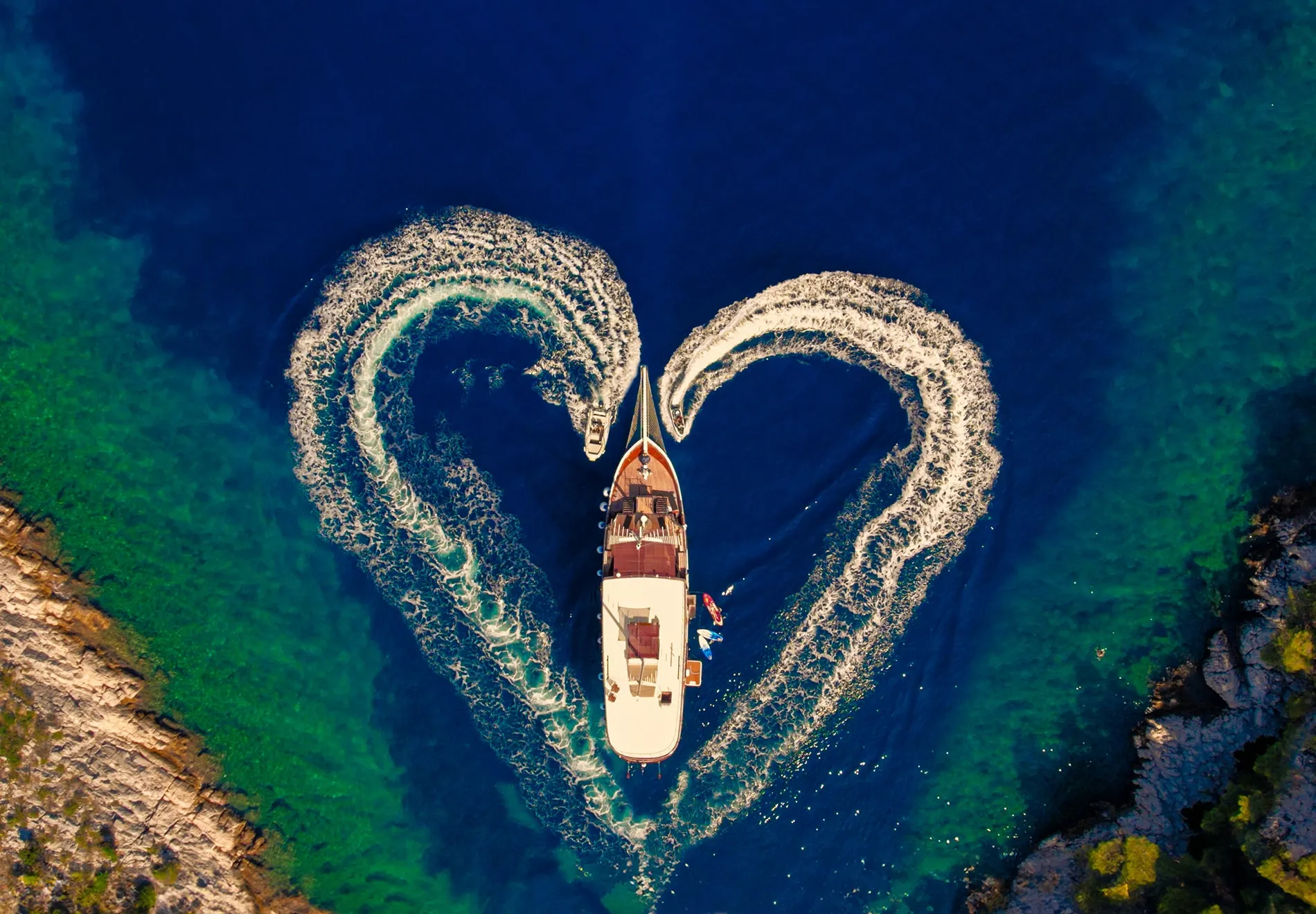 Which are the most must-visit places in Croatia during a yacht charter