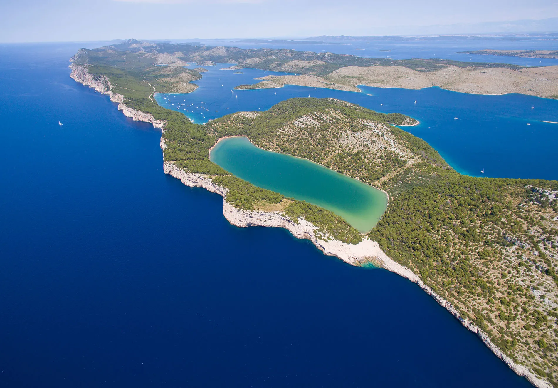 Which sailing routes in Croatia do you recommend and why