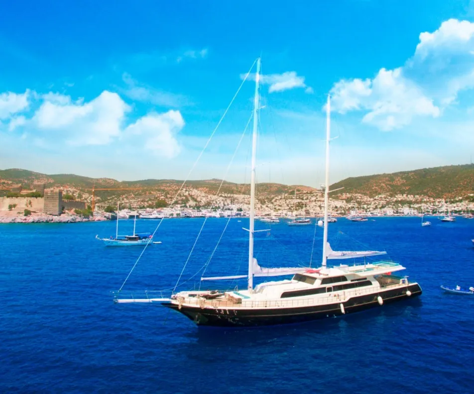 ESMA SULTAN Anchored