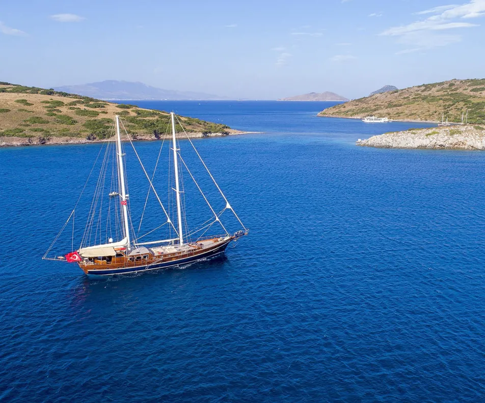 ZEPHYRIA II Cruising