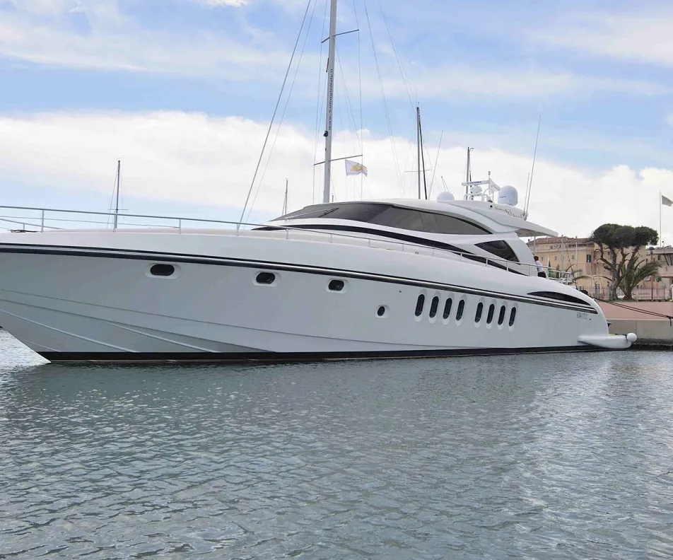AMIR III Anchored