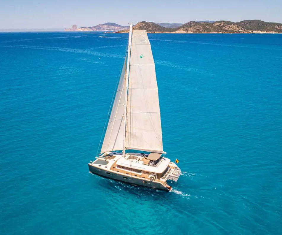 FIREFLY Sailing