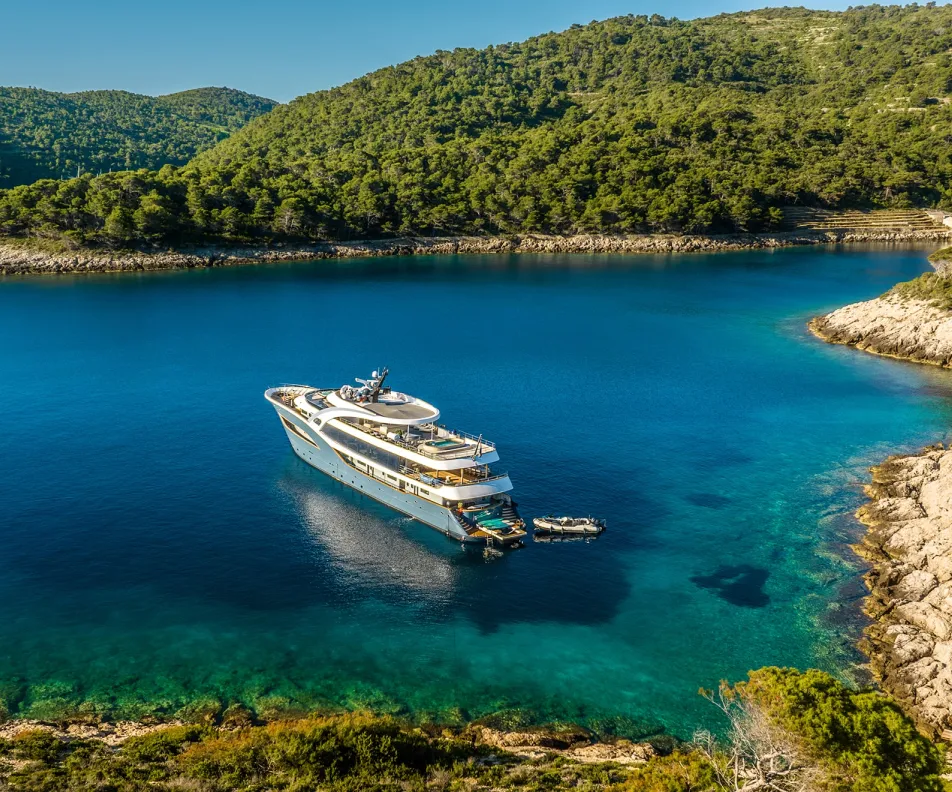 If you're planning a trip for a larger group or a special occasion, we recommend yachts like Freedom, Ohana, and Bella