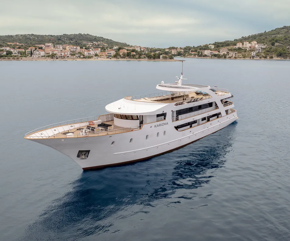 KARIZMA Anchored