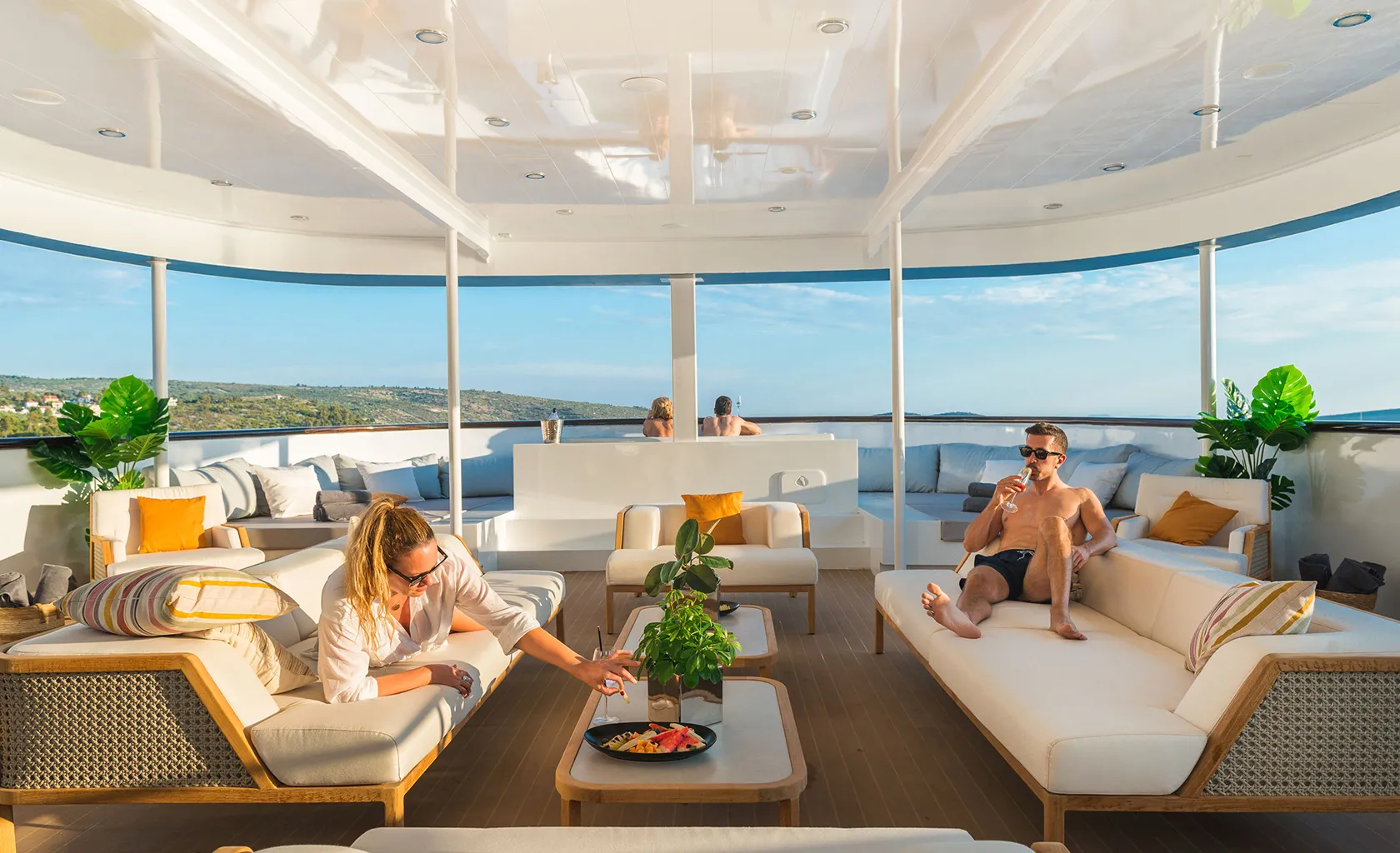 AGAPE ROSE Upper deck lounge area