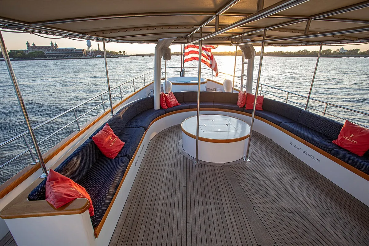 ARABELLA Aft deck