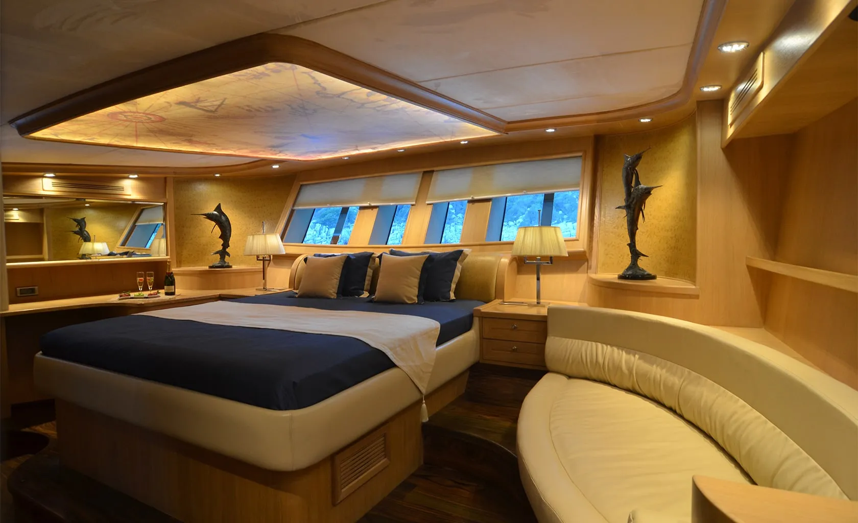 BLUE HEAVEN Master cabin