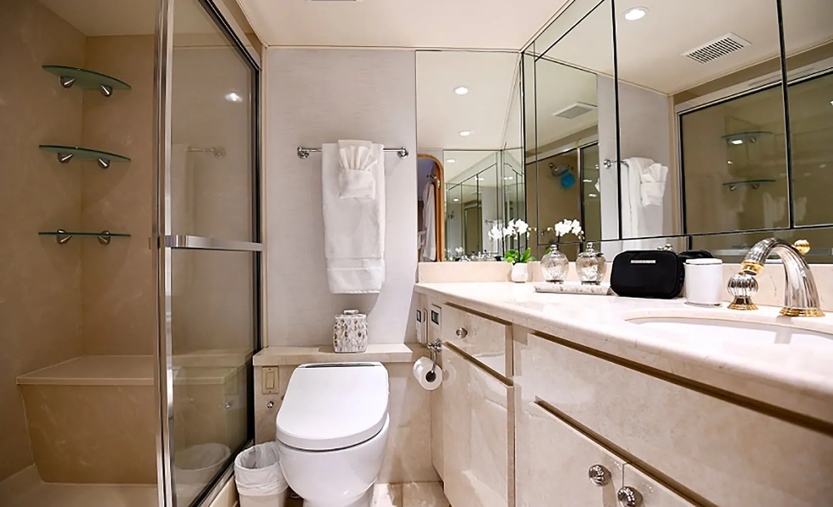 IMPULSE Bathroom