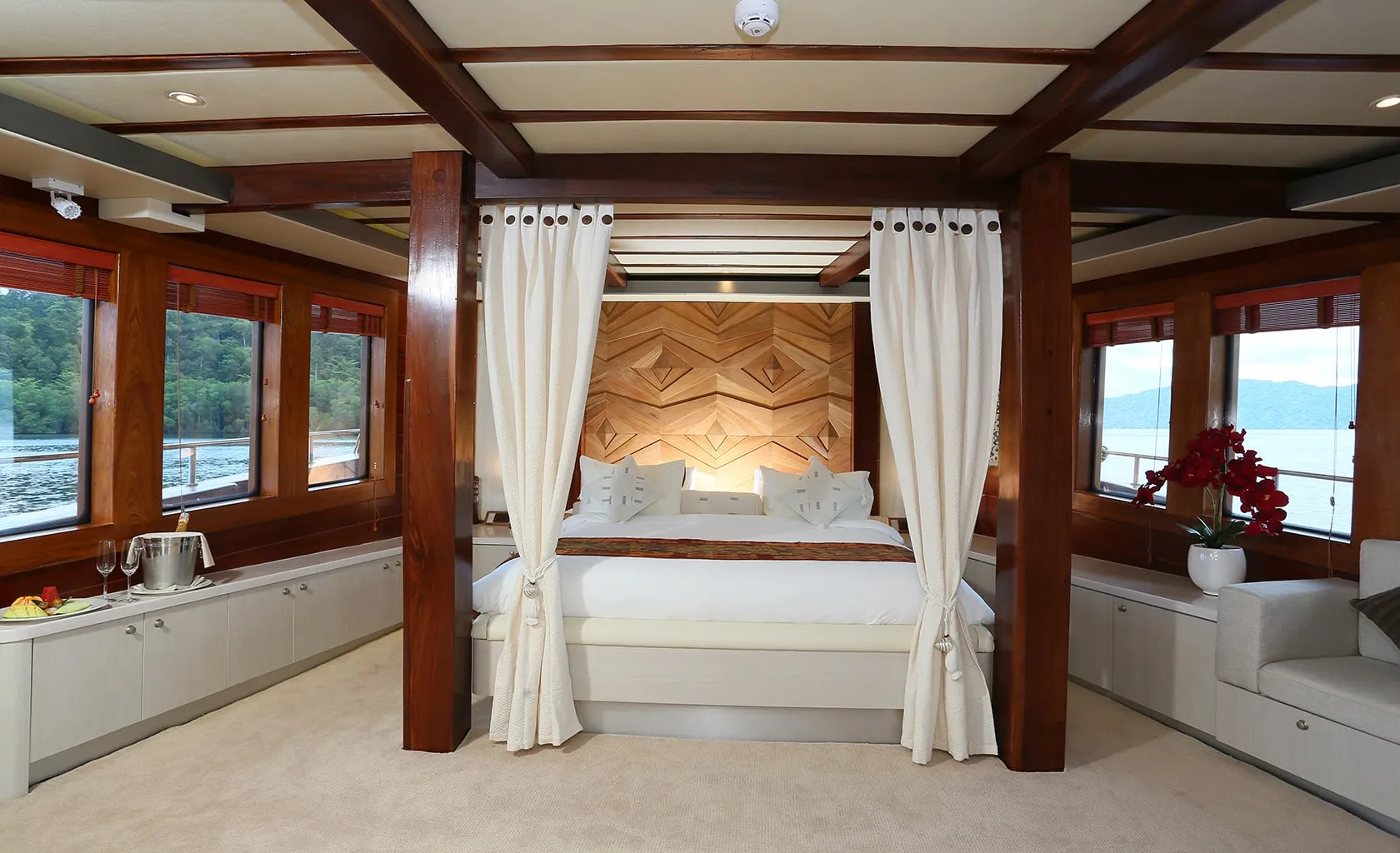 LAMIMA Master cabin