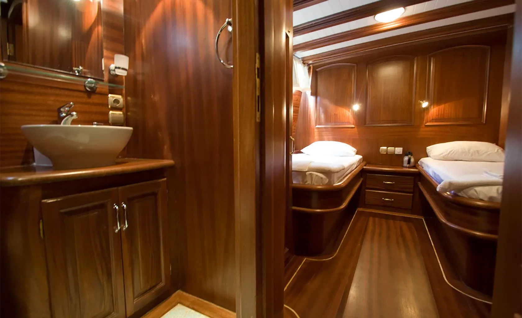 SILVER STAR II Twin cabin