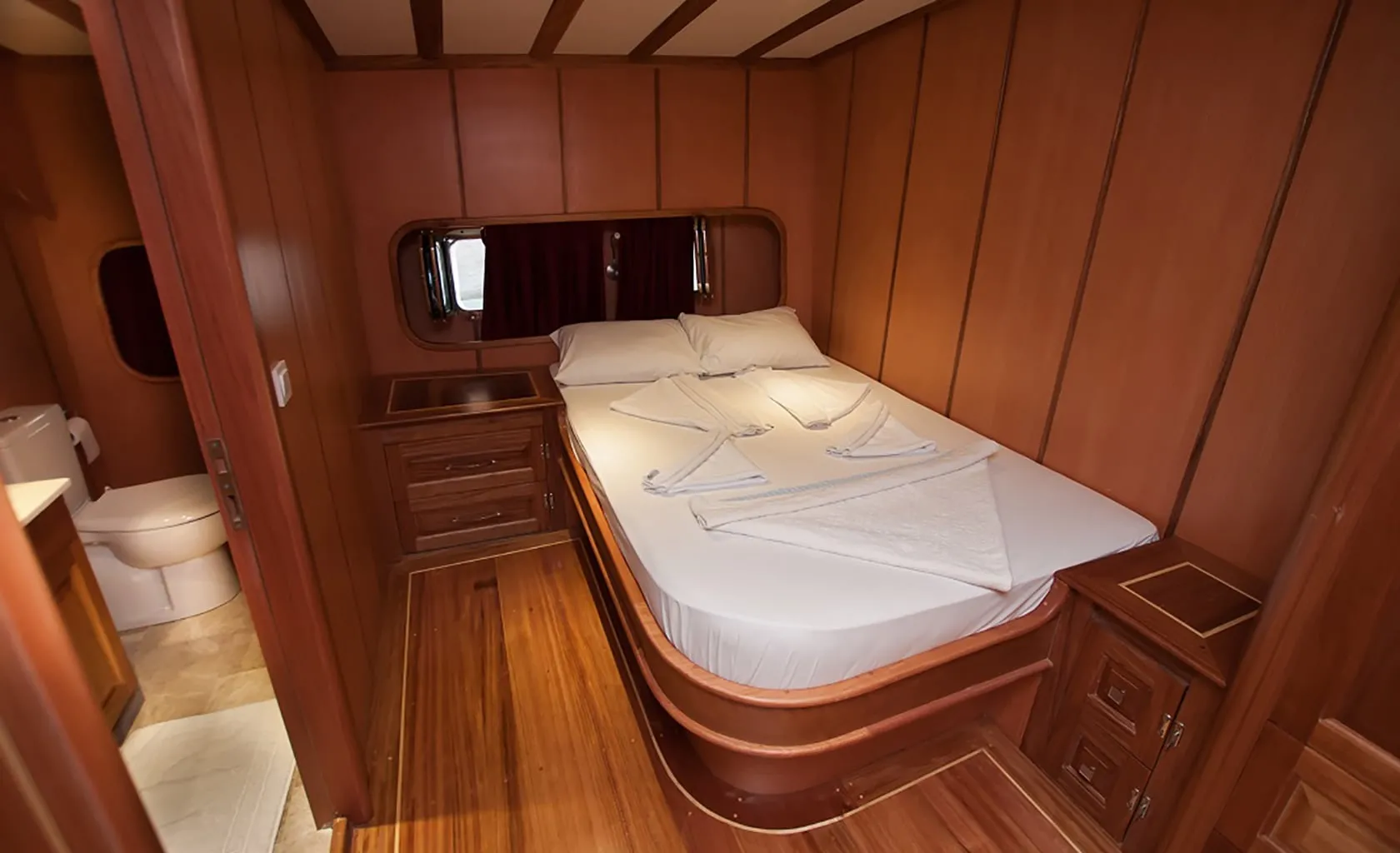 TERSANE 8 Double cabin