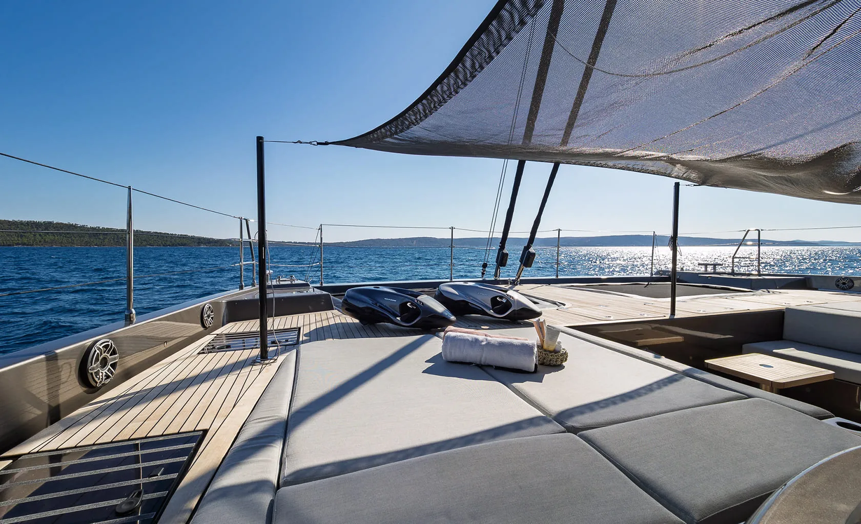 AHALYA Bow deck