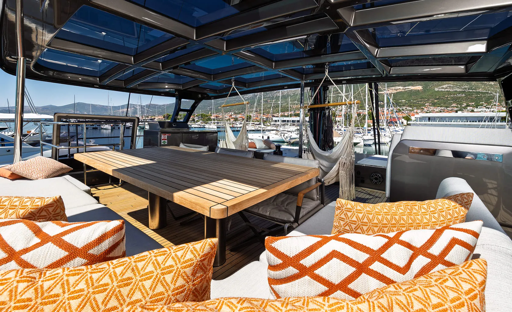 AHALYA Flybridge