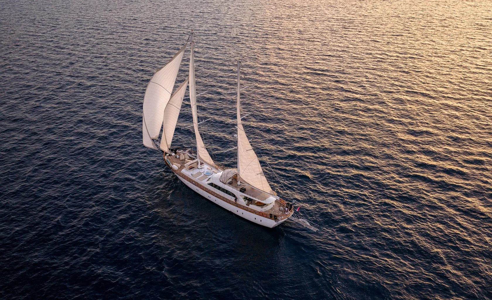 ALESSANDRO I Sailing