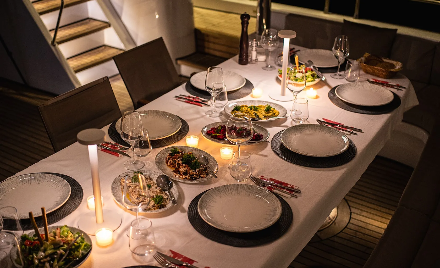 ANGELO III Table decoration