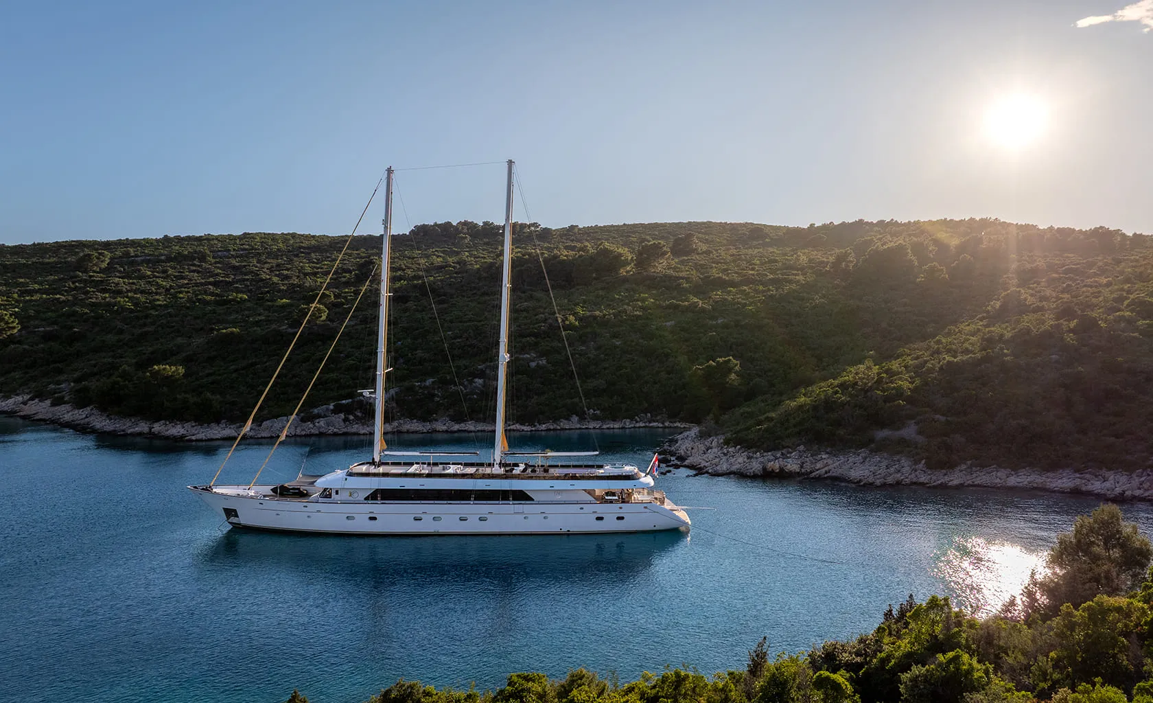 ANIMA MARIS Anchored