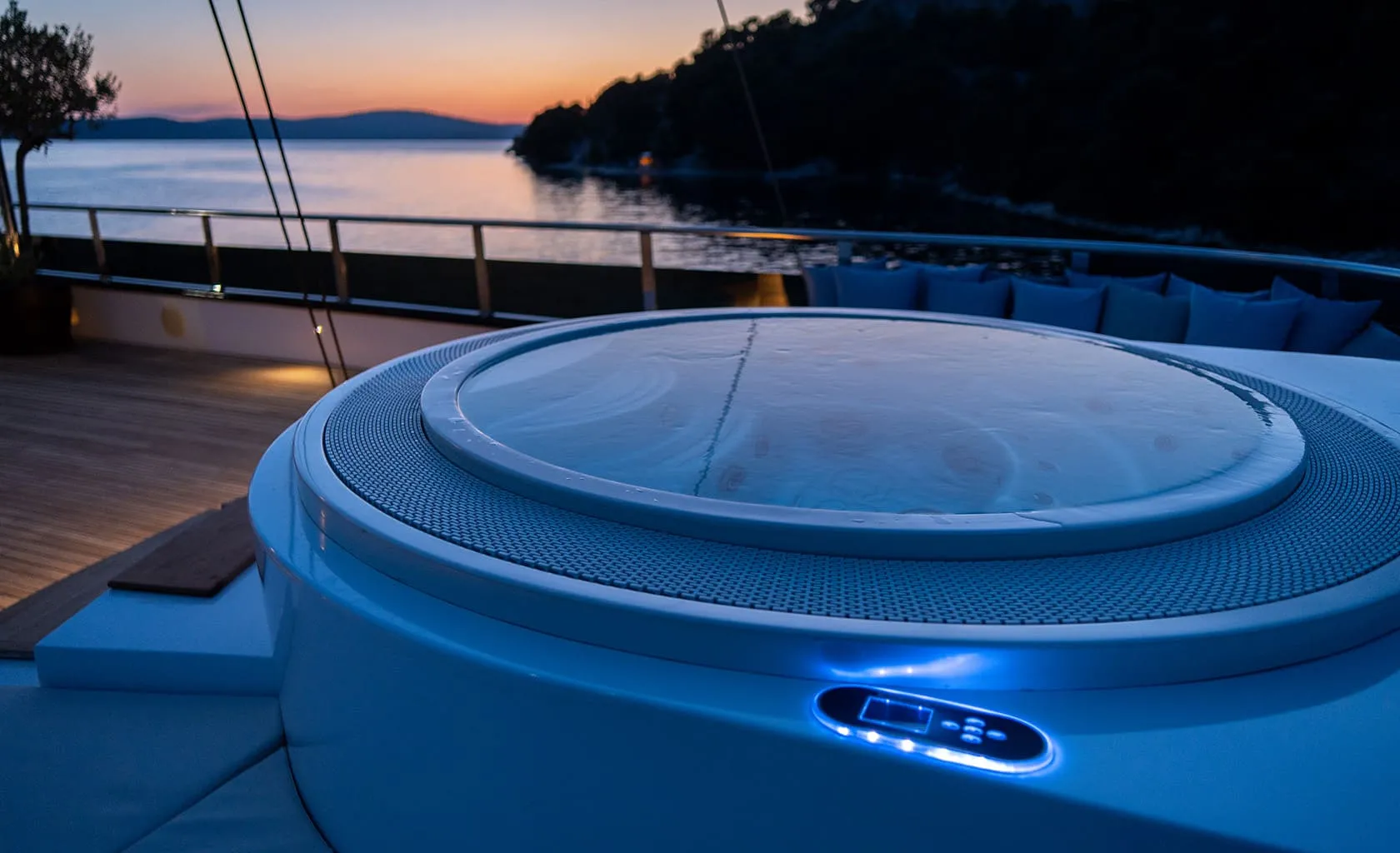 ANIMA MARIS Jacuzzi