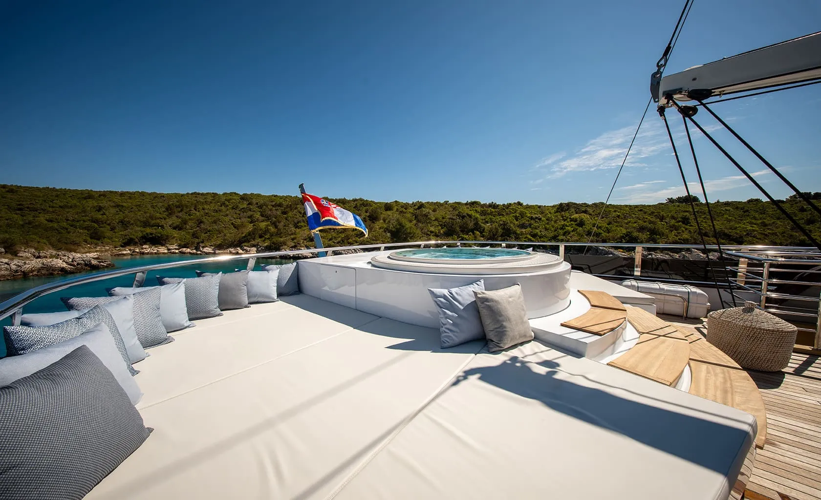 ANIMA MARIS Jacuzzi