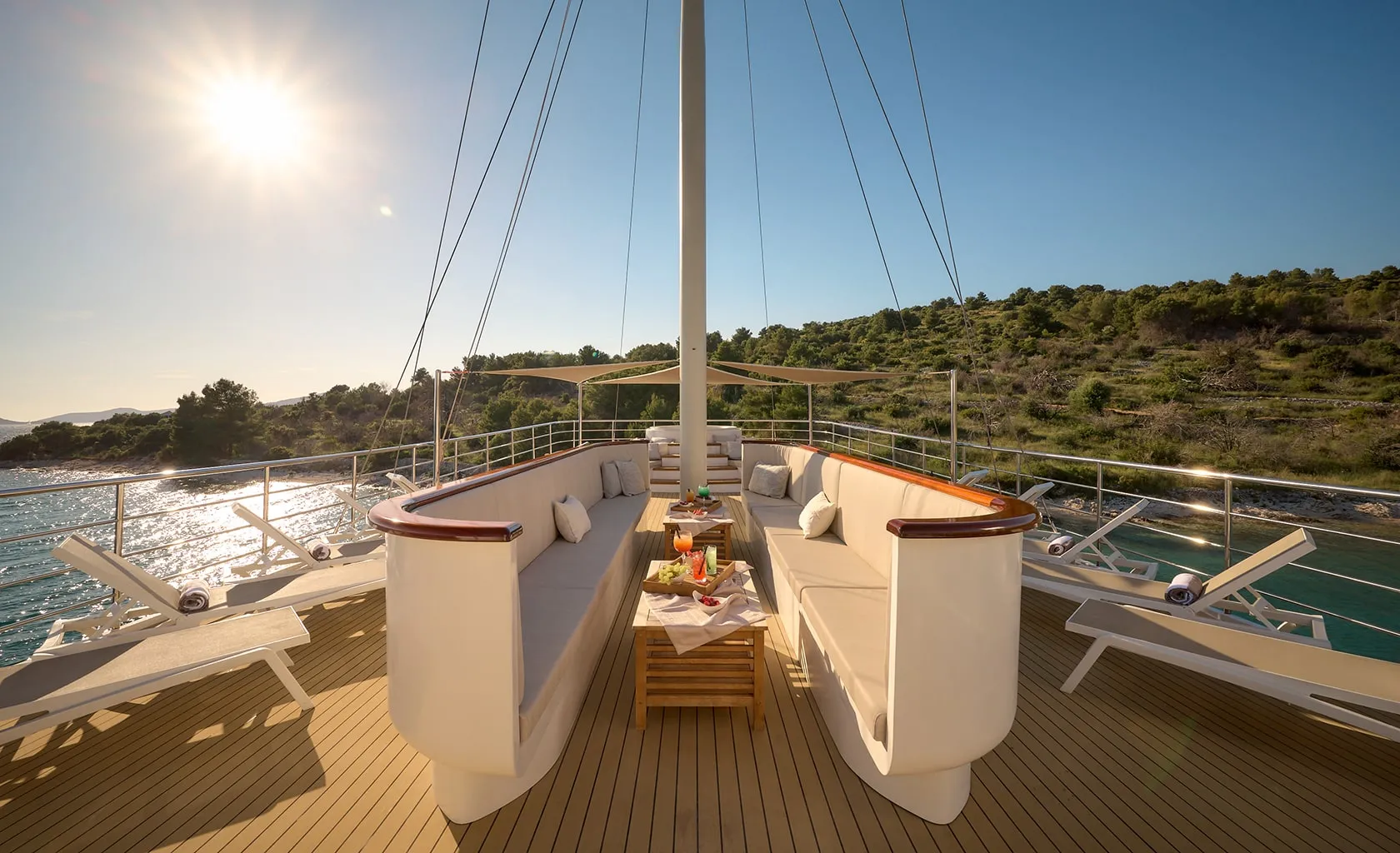 BELLEZZA Sun deck