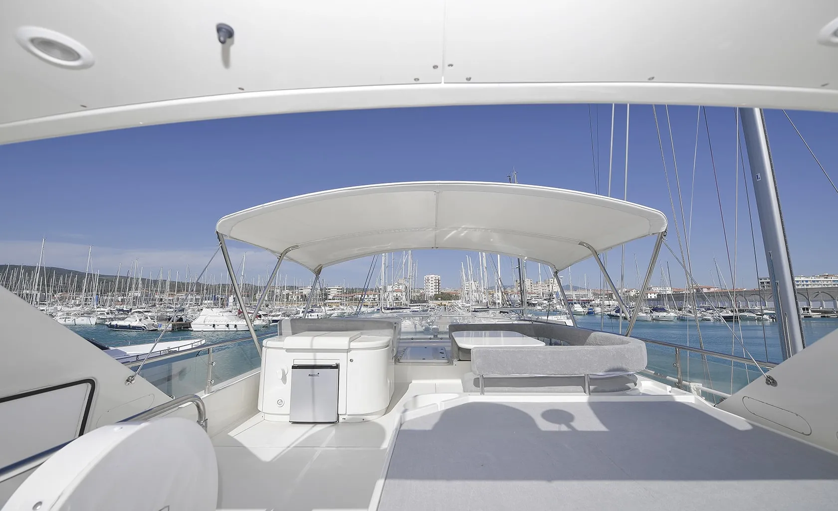 CELINE Flybridge