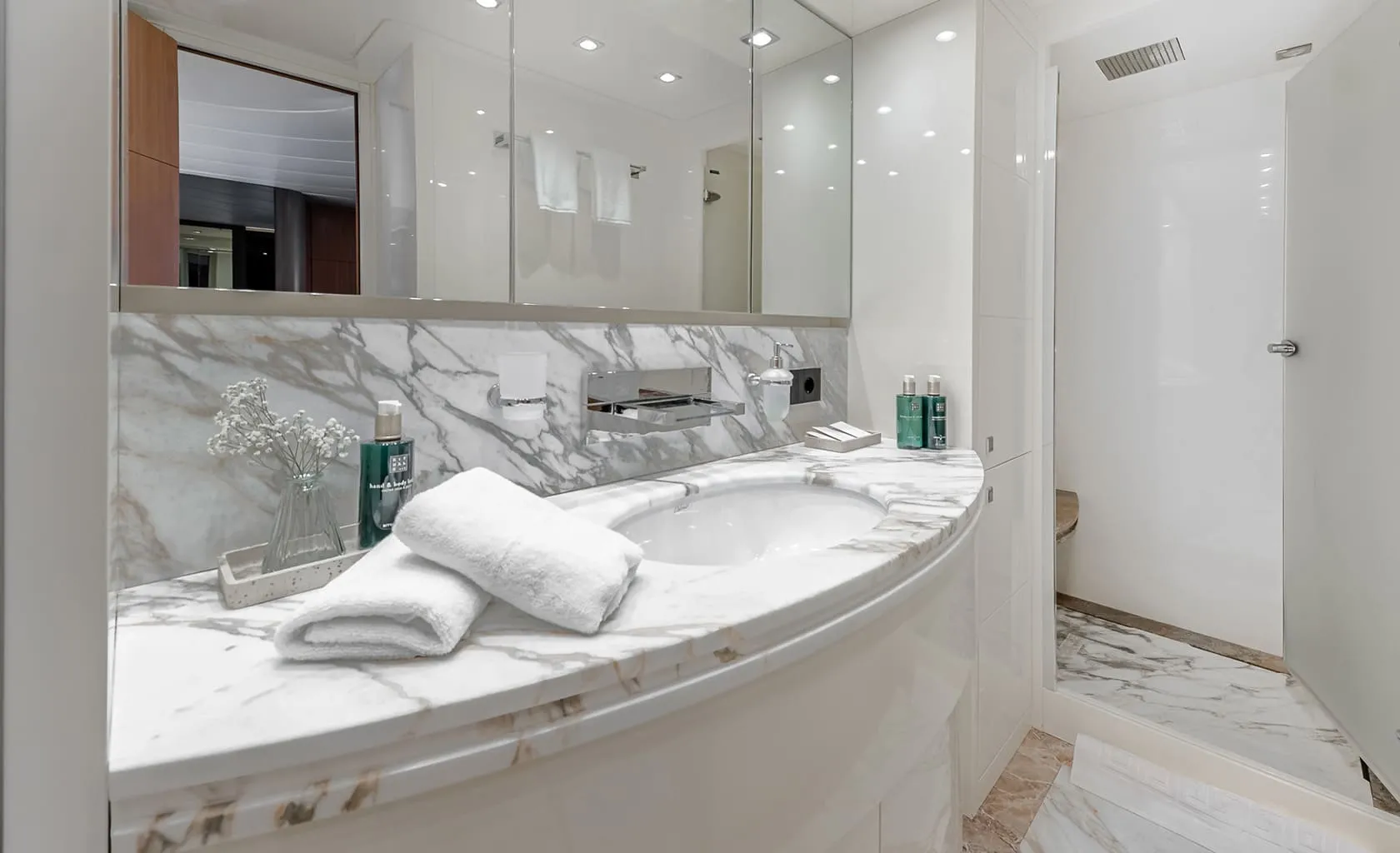 CYNTHIA Ensuite VIP cabin