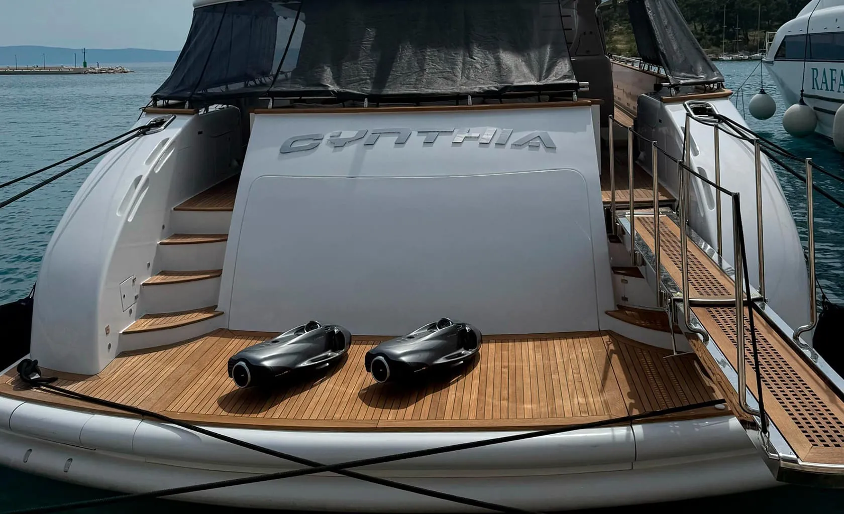 CYNTHIA Stern view