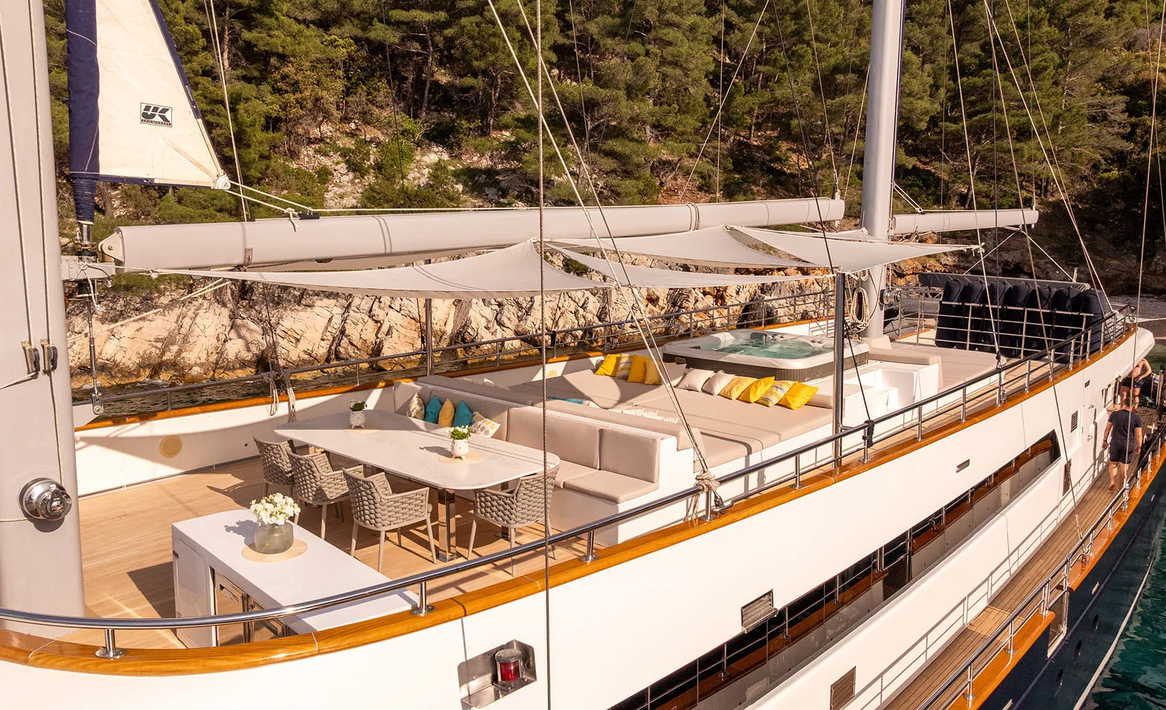 DALMATINO Sundeck