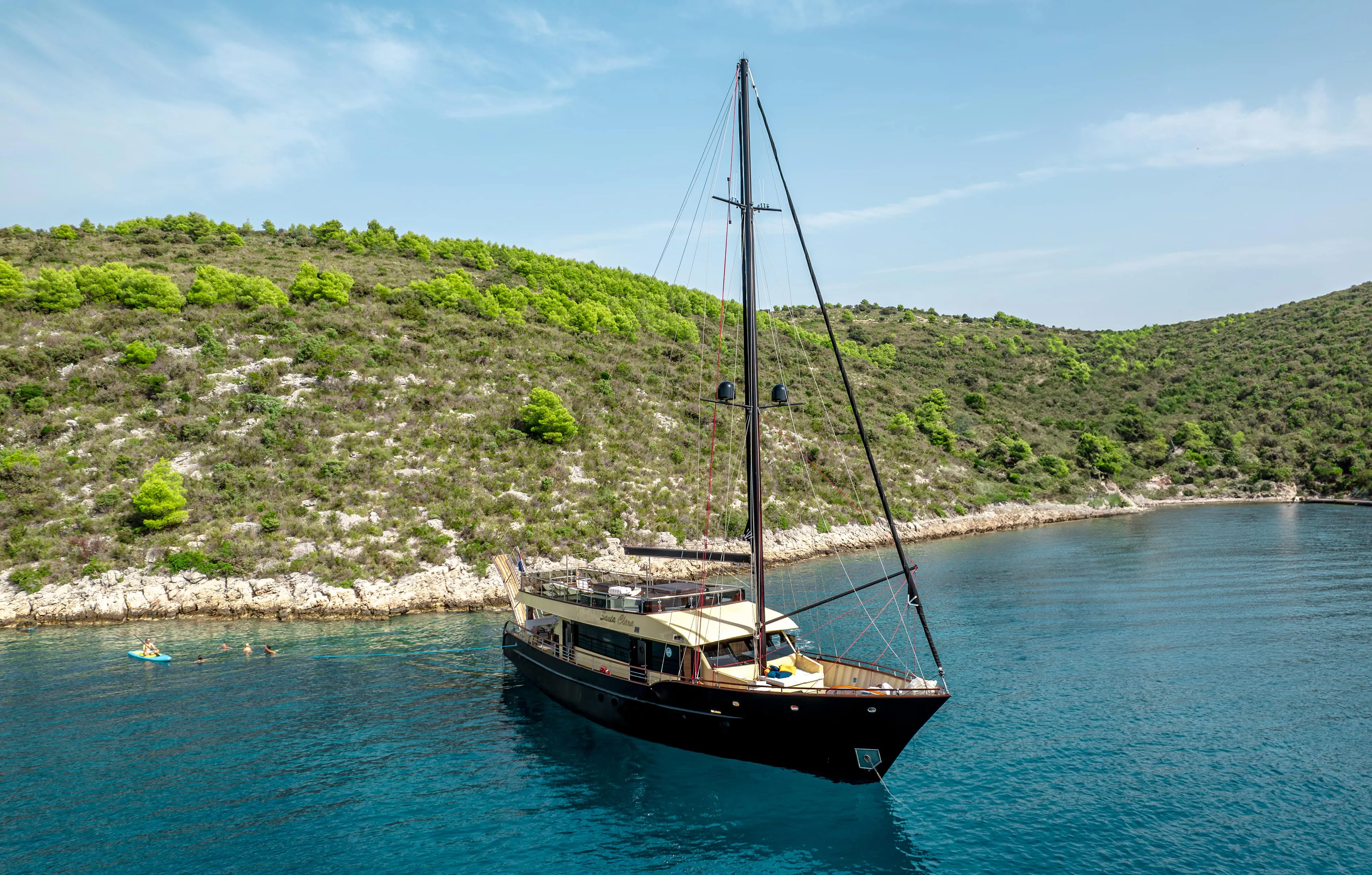 DS Yacht Santa Clara’s Unique Four-Cabin Luxury