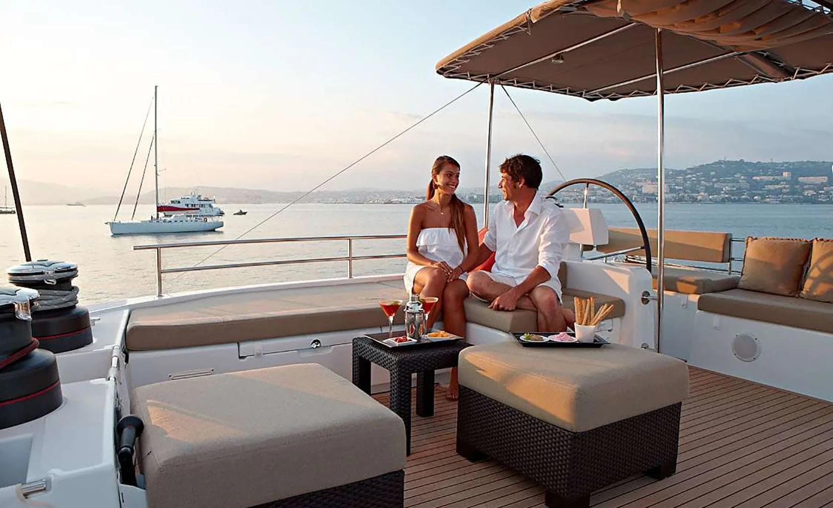FIREFLY Flybridge