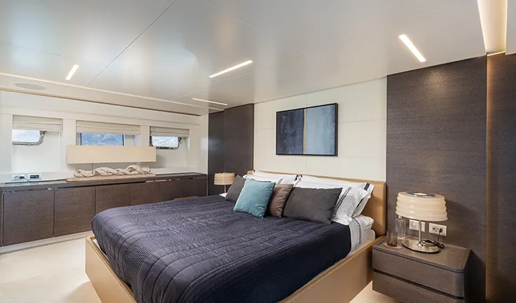 55 FIFTYFIVE Double cabin