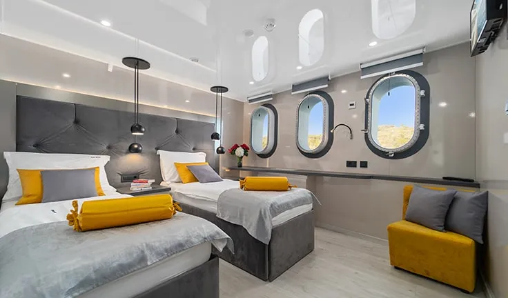 ALFA MARIO Twin cabin