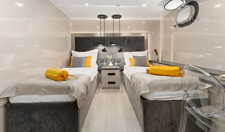 ALFA MARIO Twin cabin