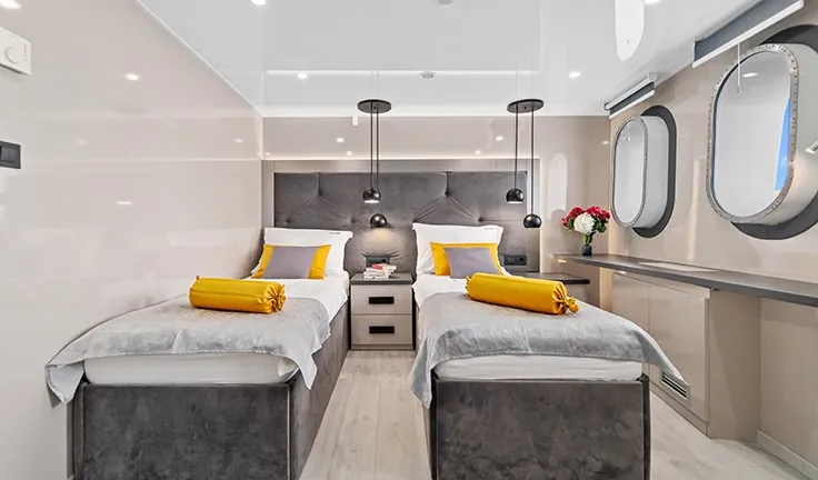 ALFA MARIO Twin cabin
