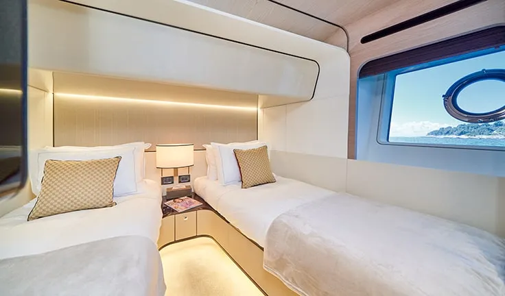 ALUMINIA TOO Twin cabin