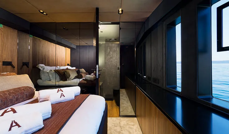 AMBER ONE Double cabin