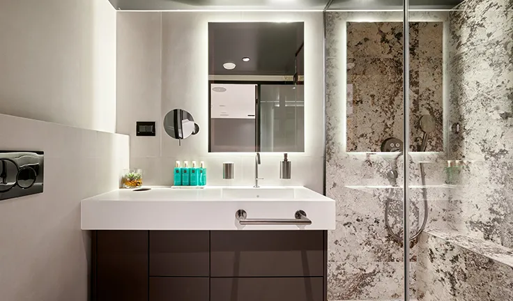 ANETTA Double cabin bathroom