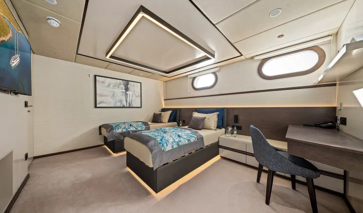 ANIMA MARIS Convertible cabin