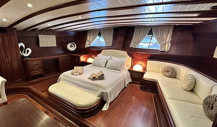 ARIF KAPTAN A Master cabin
