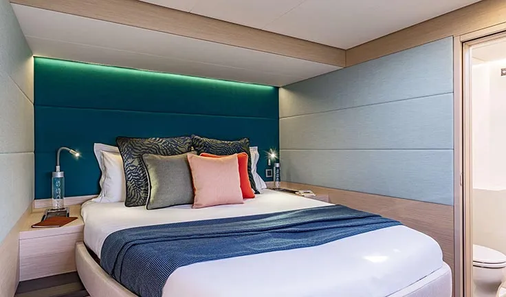 AZUL Double cabin
