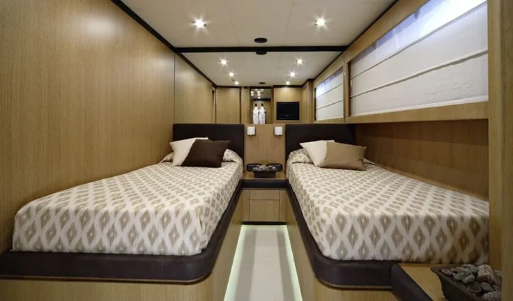 BLUE HEAVEN 2 Twin cabin