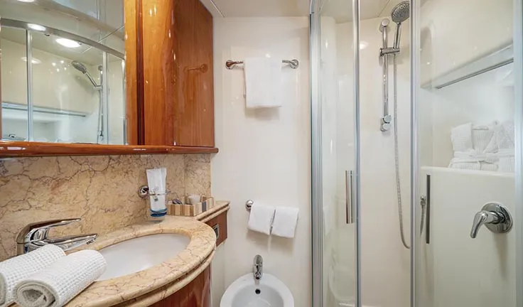 BLUE ICE Bathroom