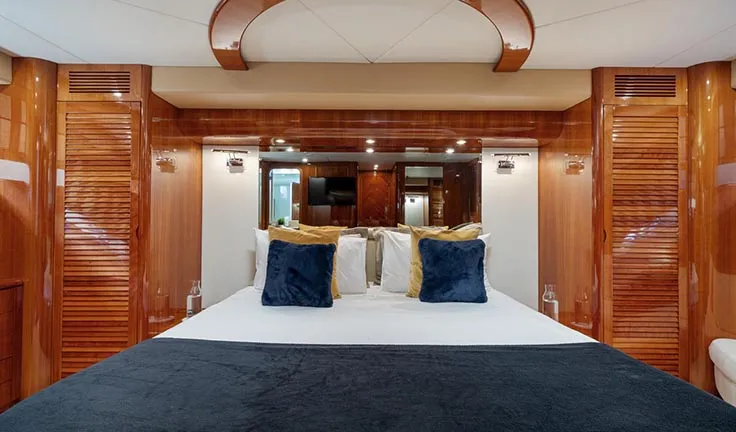 BLUE ICE Double cabin
