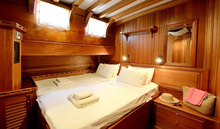 BURC-U ZAFER Double cabin