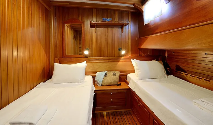 BURC-U ZAFER Twin cabin