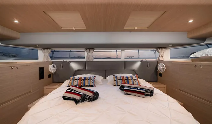 BY MY SIDE Double cabin