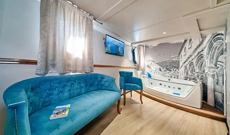 CASABLANCA Master cabin